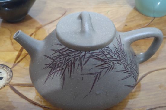 沖泡肉桂用紫砂壺還是蓋碗，武夷巖茶肉桂可以用紫砂壺沖泡嗎？