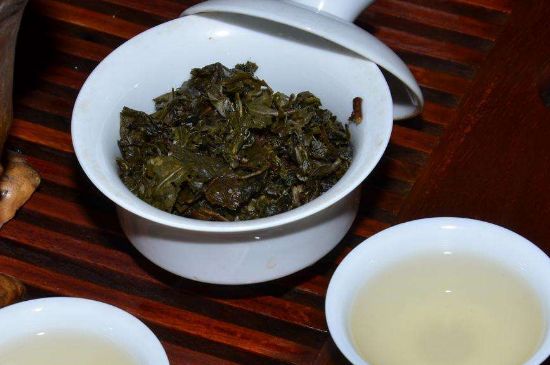 烏龍茶沖泡時(shí)間是多久，怎樣泡烏龍茶