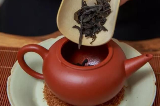 什么泥料的紫砂壺沖泡肉桂，武夷巖茶肉桂用哪種紫砂壺好？