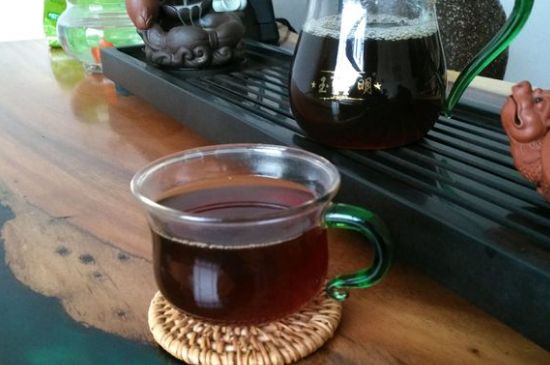 正常下一斤茶葉能喝多久，一個(gè)人一般一個(gè)月喝多少茶葉