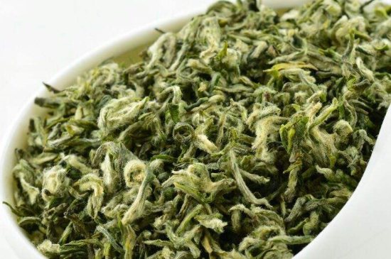 真假碧螺春泡水后區(qū)別，蘇州洞庭碧螺春怎樣鑒別好壞？