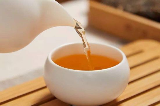 泡好的茶水放冰箱能保存多久，泡好的茶冷藏放多久？