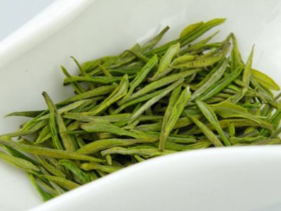 白茶顏色變黃還能喝嗎，發(fā)黃的白茶好不好？