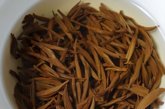 好壞金駿眉圖片對比，怎么挑選金駿眉茶葉