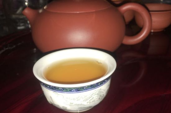 200一斤的茶葉算不算好，兩百一斤買的是中低檔茶
