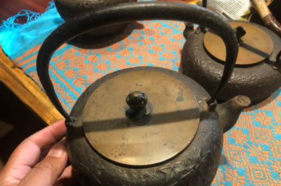 國產(chǎn)鐵壺危害，便宜鐵壺有毒嗎