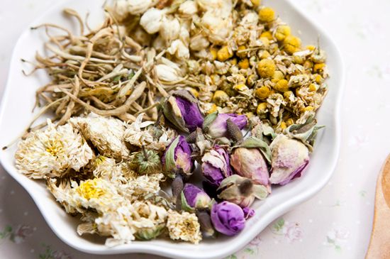 祛濕最有效的泡花茶，濕氣重適合泡什么花茶？