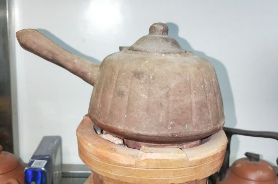 陶壺煮水的危害，粗陶壺燒水有毒嗎？