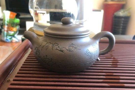 正宗紫砂壺多少錢一套，一套正宗宜興紫砂壺什么價(jià)格