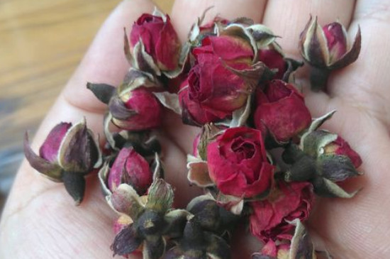 玫瑰花泡水喝的9大禁忌，喝玫瑰花茶有什么禁忌