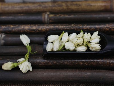 茉利花茶有什么功效作用，不適合什么人喝？