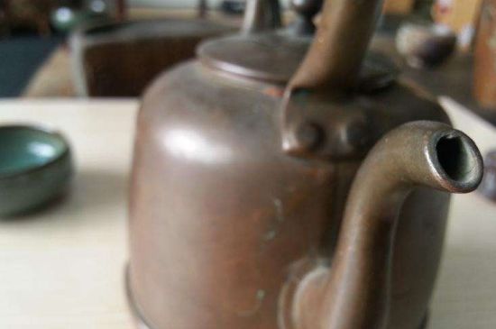 用銅壺燒水有什么禁忌，銅壺煮水的兩大忌諱和好處