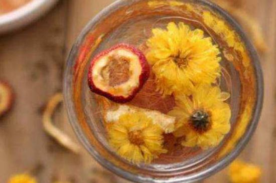 祛濕氣雙花茶，喝什么花茶祛濕氣排毒養(yǎng)顏