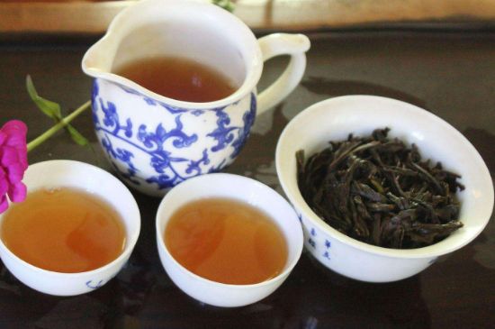 大紅袍四大品種有哪些，大紅袍的種類和著名品種特點(diǎn)介紹