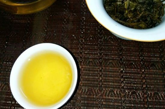 一天什么時候喝黑茶最好，喝黑茶一天最佳時間和季節(jié)
