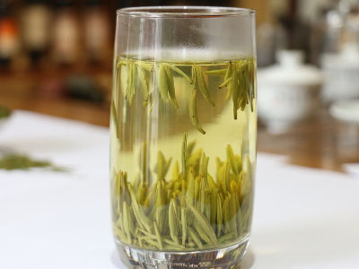 竹葉青茶怎么樣，檔次較高味道略苦價(jià)格比較貴