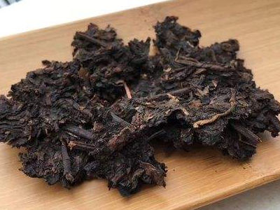 黑茶的功效與作用，長期喝黑茶有什么功效？