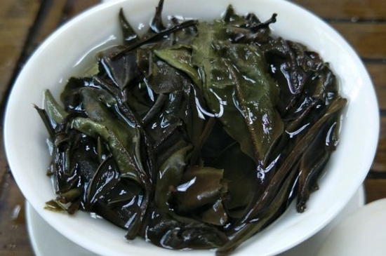 福鼎白茶貢眉和壽眉的區(qū)別，壽眉與貢眉有什么區(qū)別