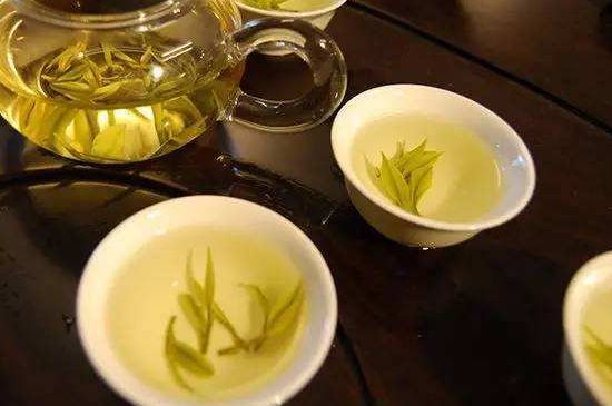 黃茶不適合哪些人喝，黃茶的功效與作用禁忌