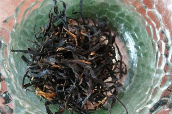 女人晚上喝紅茶好嗎，女人紅茶啥時候喝最好？