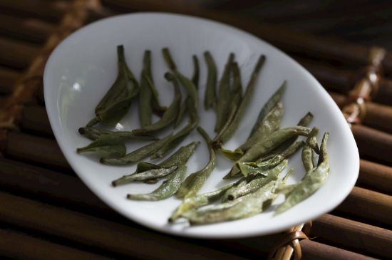 新白毫銀針和老白毫銀針的區(qū)別，新老白毫銀針的品質(zhì)特征