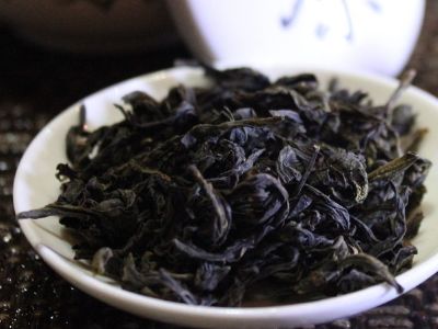 大紅袍好還是白茶好，福鼎白茶和大紅袍哪個(gè)貴？