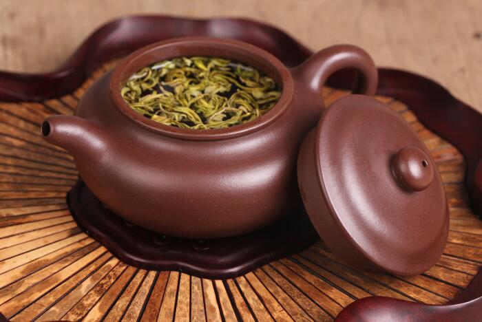 紫砂壺如何開壺，正確的<a href=http://www.laithaiofkirkland.com/chaju/zisha/ target=_blank class=infotextkey>紫砂壺開壺</a>方法